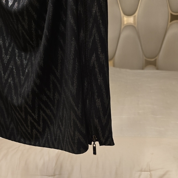 Cache Black and Silver Chevron Long Sleeve Dress - Picture 5 of 16